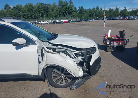 2021 Subaru Outback Premium из США, поврежденный, VIN 4S4BTADC0M3138048